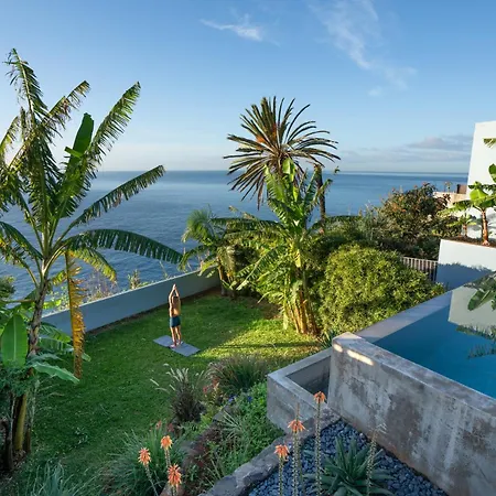 Casa vacanze Pirate House Sea Front Private Pool Garden