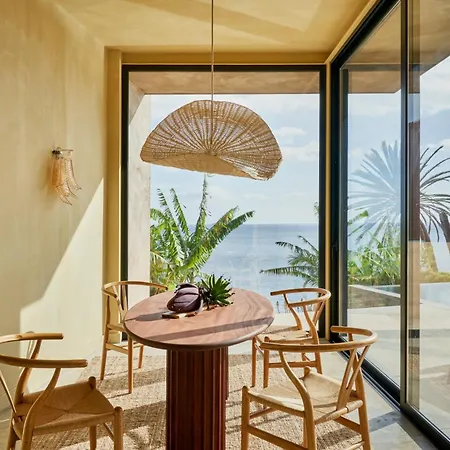Casa vacanze Pirate House Sea Front Private Pool Garden *